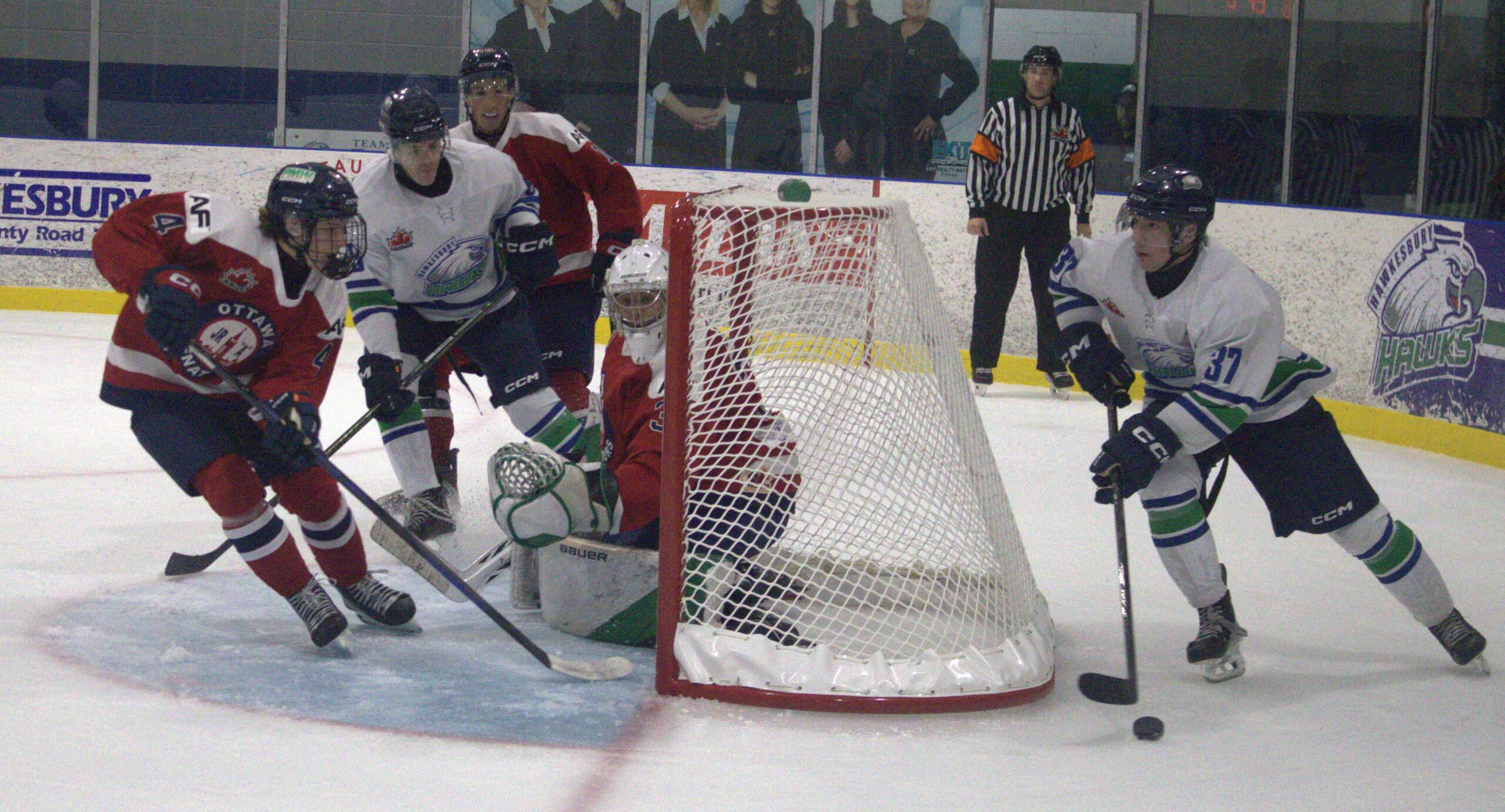 HAWKS-1ER-MATCH-Arthur-Lalonde-action-111
