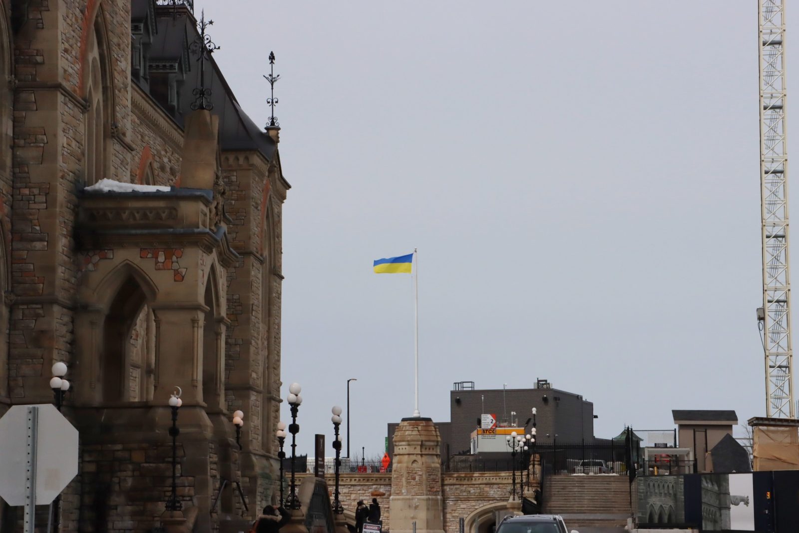 Le président ukrainien demande «plus d’efforts» au Parlement canadien