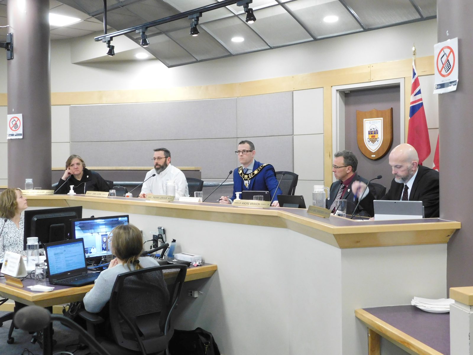 Township council reviews rules for meeting attendance