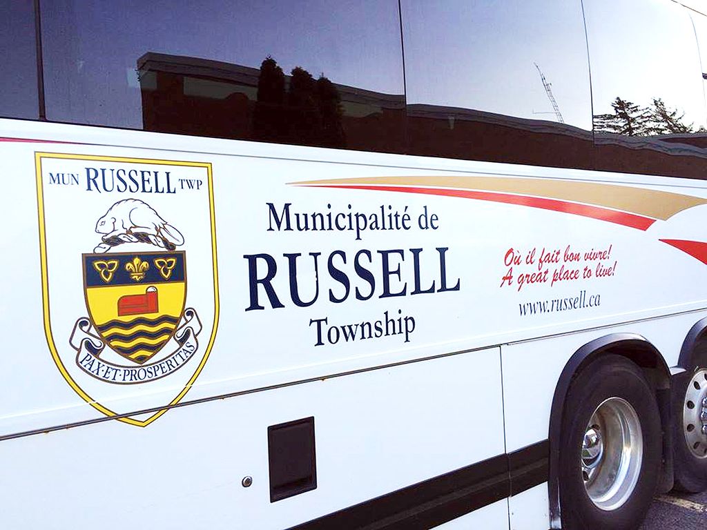 Council votes to end Russell Transpo service