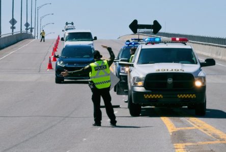 Arrêt des barrages routiers sur le pont du Long-Sault et ailleurs