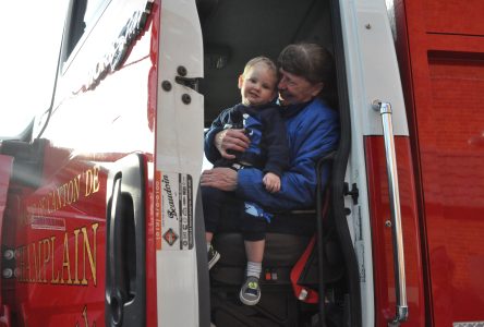 Vankleek Hill Fire Department open house attracts a young crowd