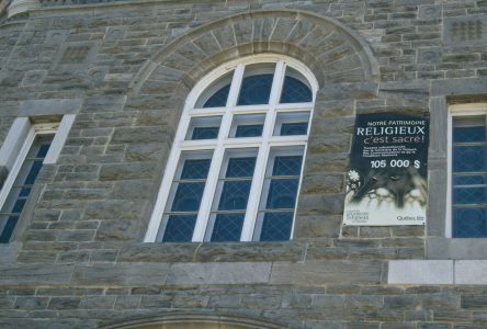 Des fenêtres pour l’église Saint-Philippe