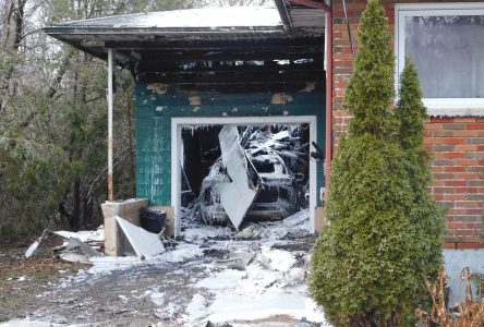 Evening fire burns bungalow