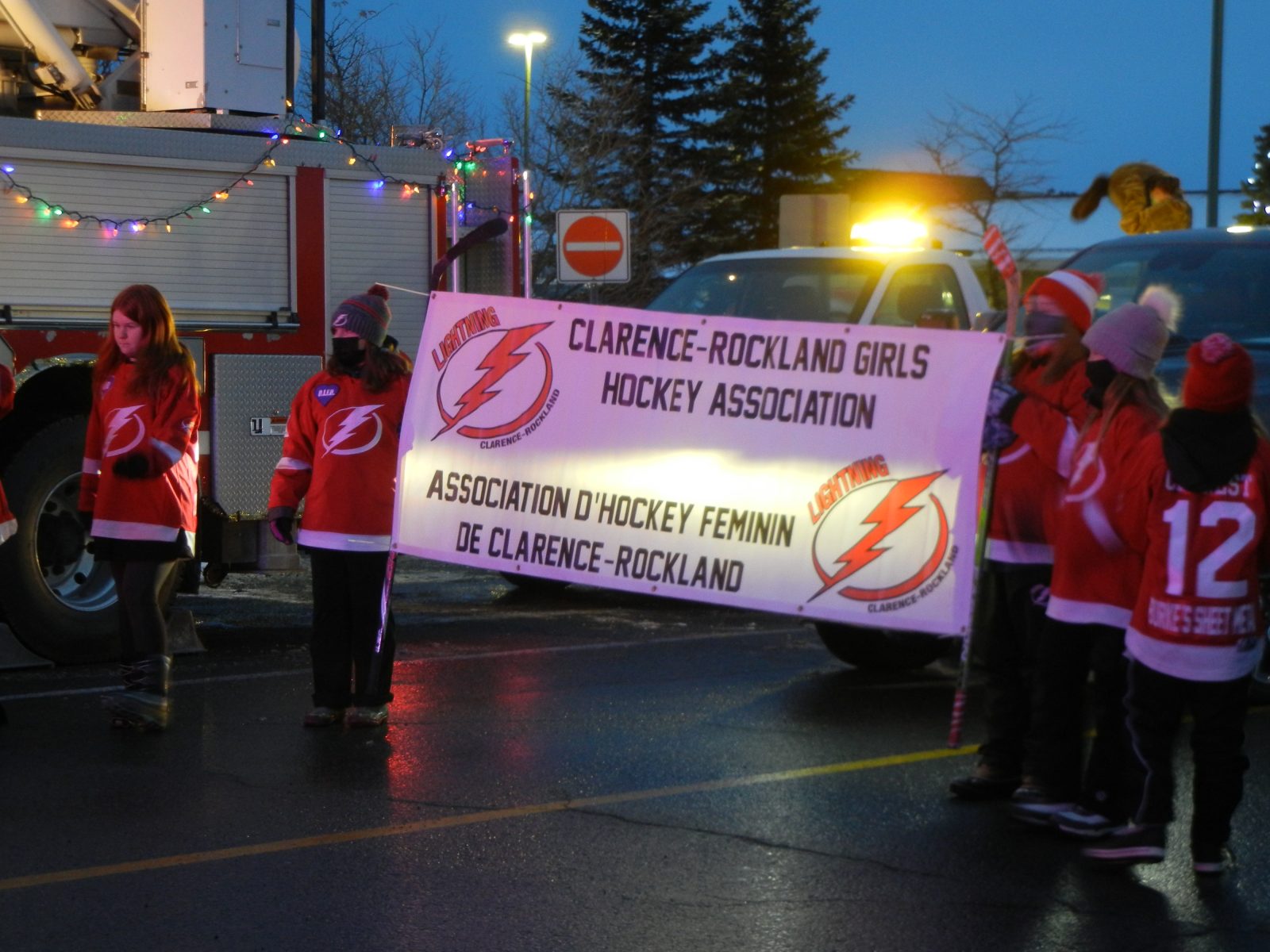 Clarence-Rockland parade of lights twinkles down Laurier