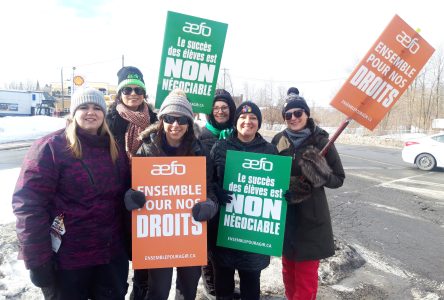 L’AEFO suspend les grèves!