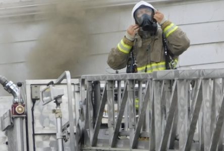 Un triplex détruit dans un incendie mercredi