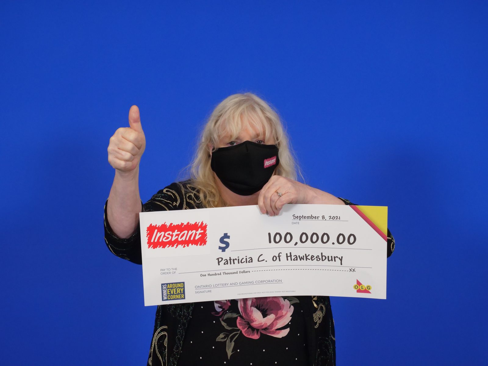 Hawkesbury woman wins $100,000