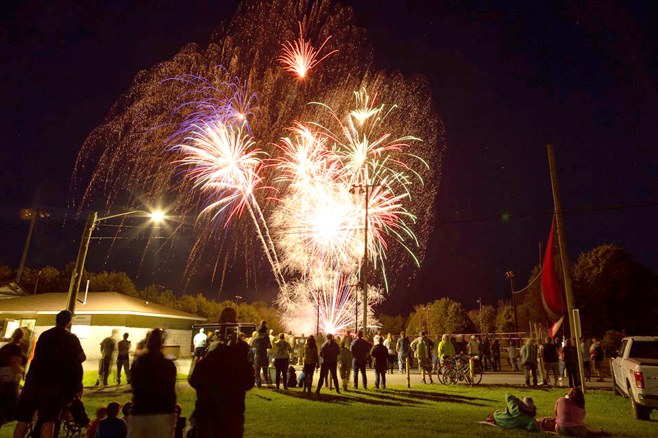 Council Reviews Fireworks Rules for Russell Township