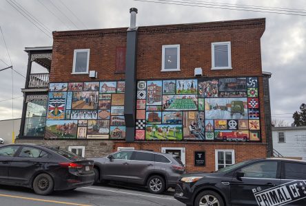Vankleek Hill community mural returns