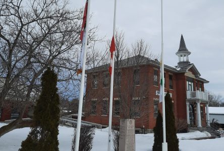 Region remembers those lost in pandemic