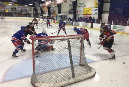 Les Vikings écrasent les Jr Canadians 5-0