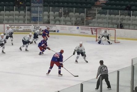 Les matchs de la CCHL, de l’EOJHL et de la NCJHL reportés jusqu’au nouvel an