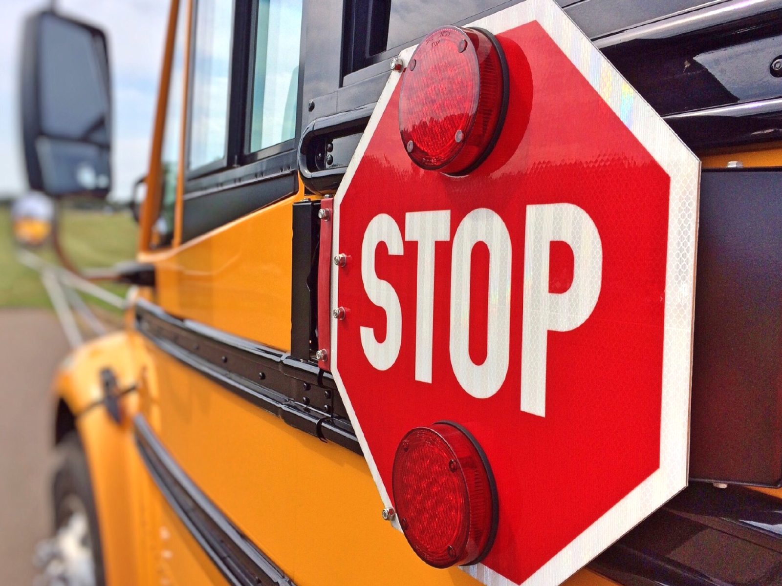 UCDSB calls for school bus safety cameras