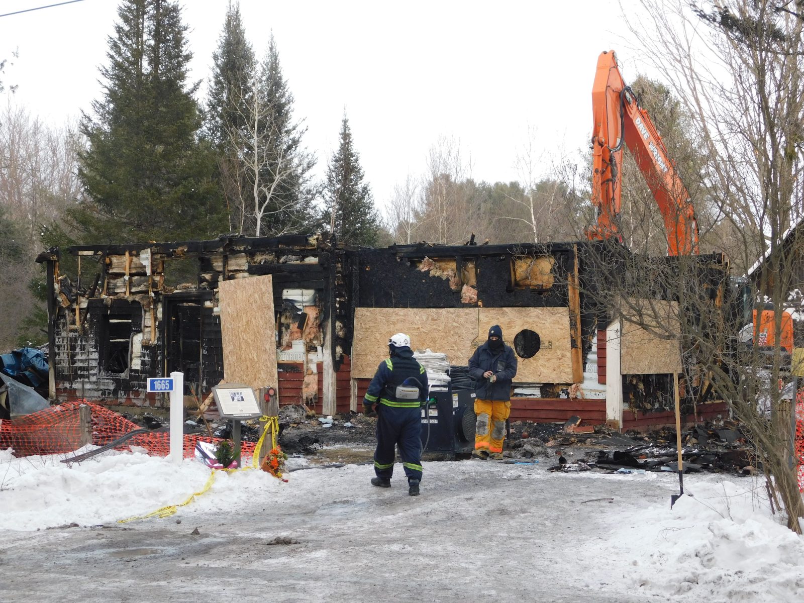 Death reported in Saint-Pascal-Baylon fire