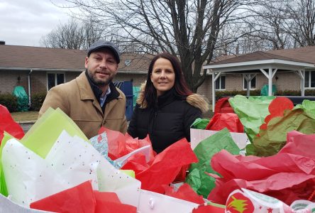 Vaincre la solitude en donnant des cadeaux