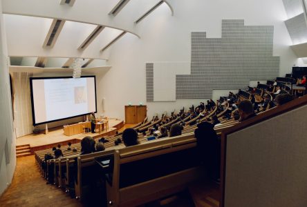 La demande dépasse l’offre dans les établissements postsecondaires francophones de l’Ouest