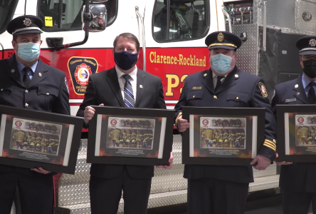 Des plaques commémoratives pour les pompiers qui partent à la retraite