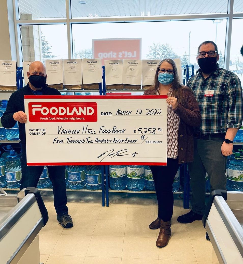 VKH Foodland raises $5000 for food bank