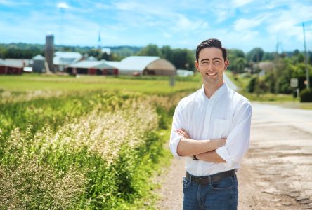 Un jeune candidat se lance dans la course au poste de conseiller du quartier 7