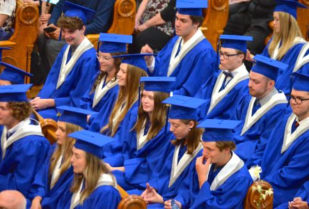 Remise de diplômes en personne à l’Escale