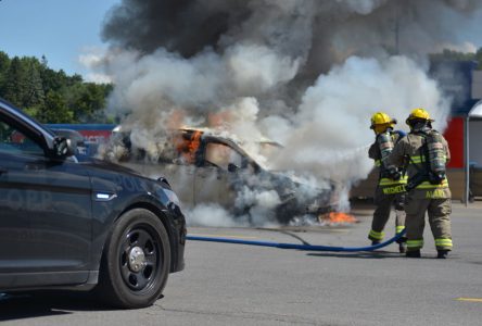 Family van burns during heatwave