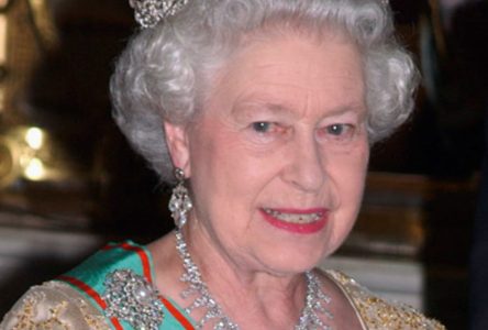 Queen Elizabeth II dies