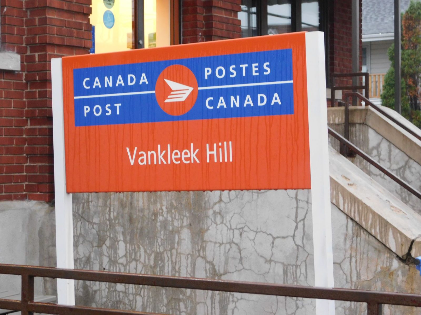 Mail stolen from Canada Post found