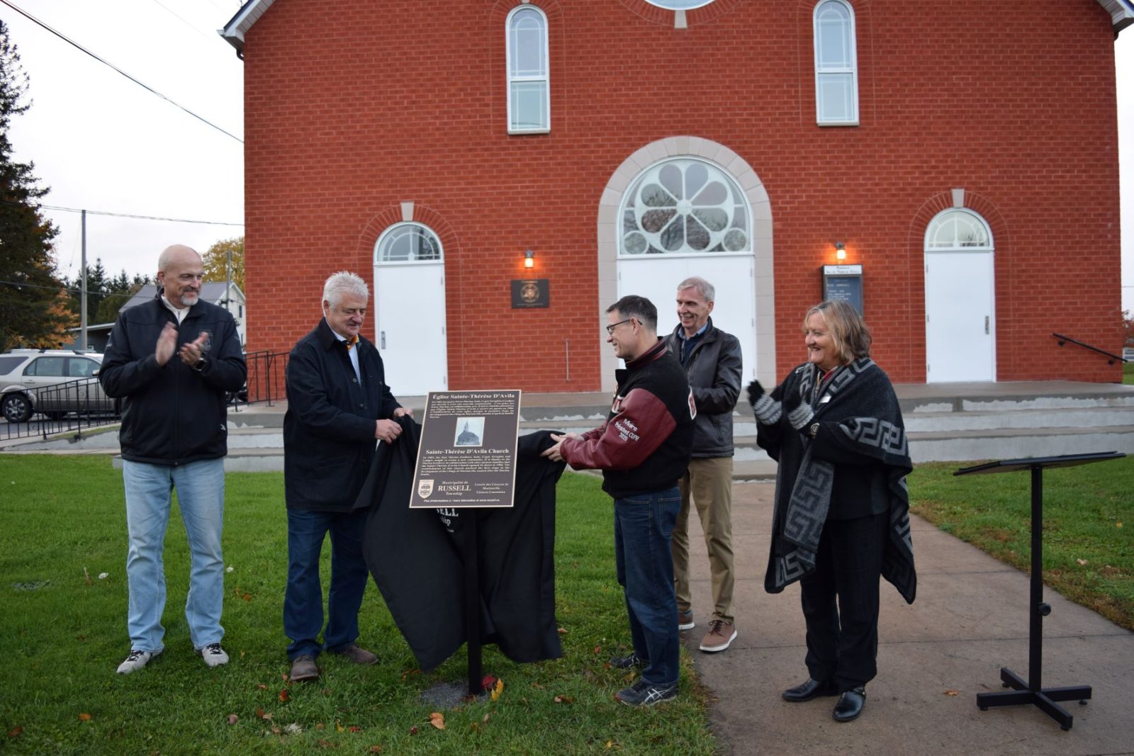 Russell Township unveils new historical plaque
