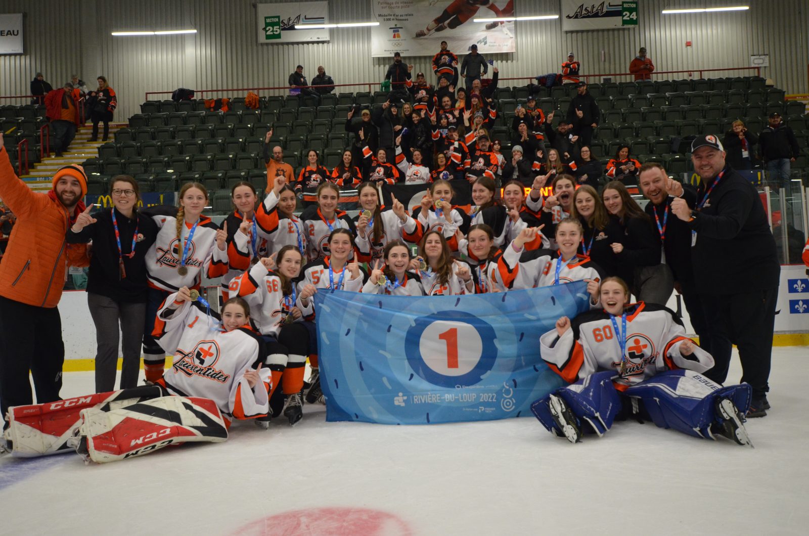 L’or pour l’équipe féminine de hockey des Laurentides