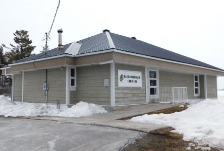 Un nouveau toit pour la bibliothèque de Lefaivre