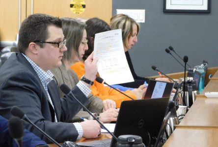 Le conseil municipal de Champlain réfléchit à un plan budgétaire