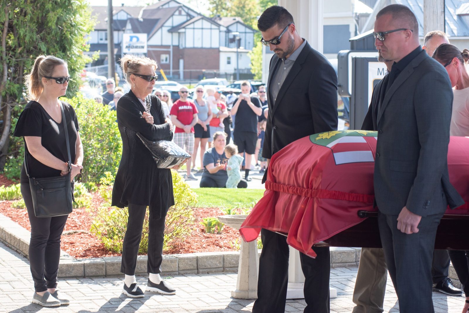 Eric Mueller retourne à son domicile