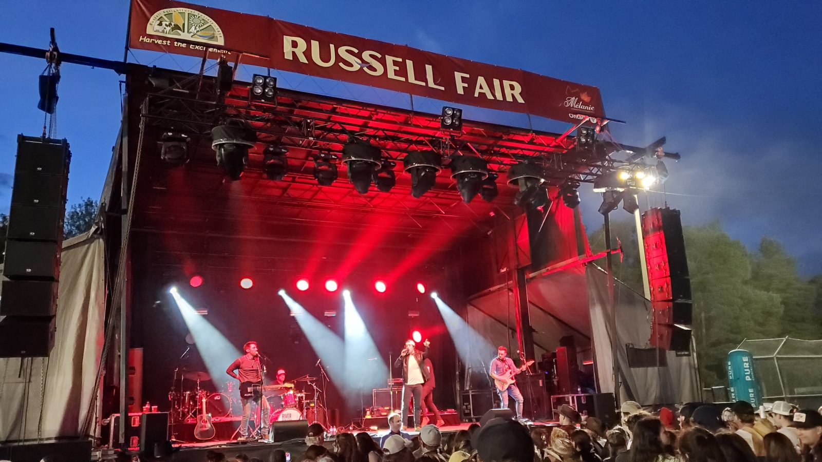 A rocking musical night at the Russell Fair