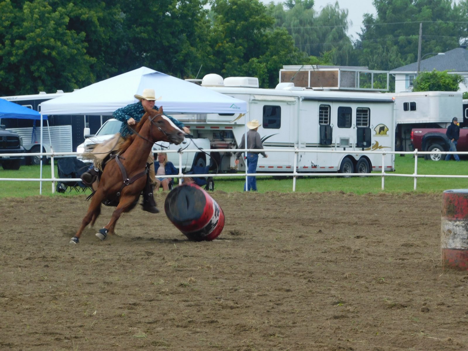 Wet weekend for VKH fair