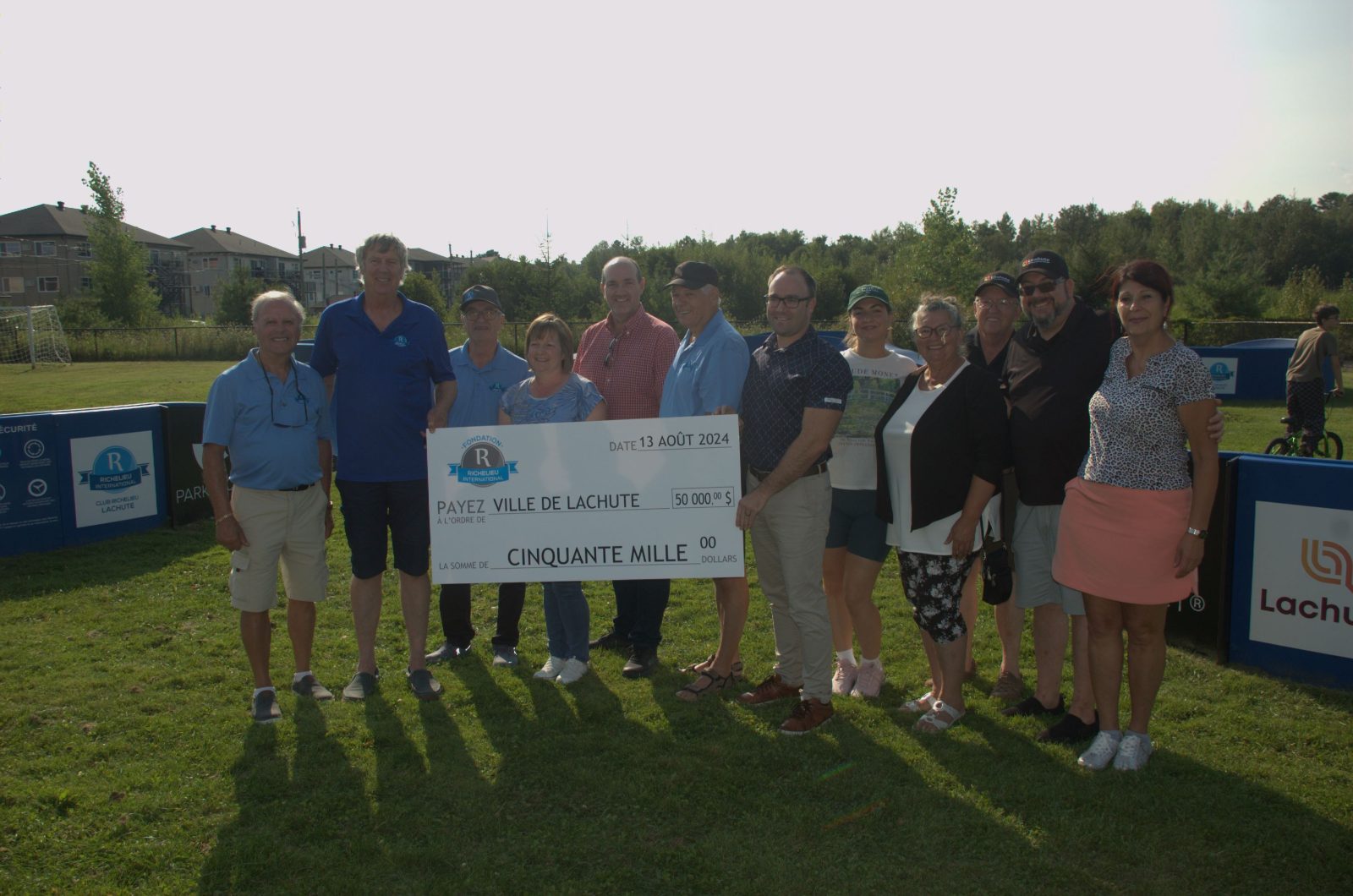 Lachute inaugure sa piste à rouleaux