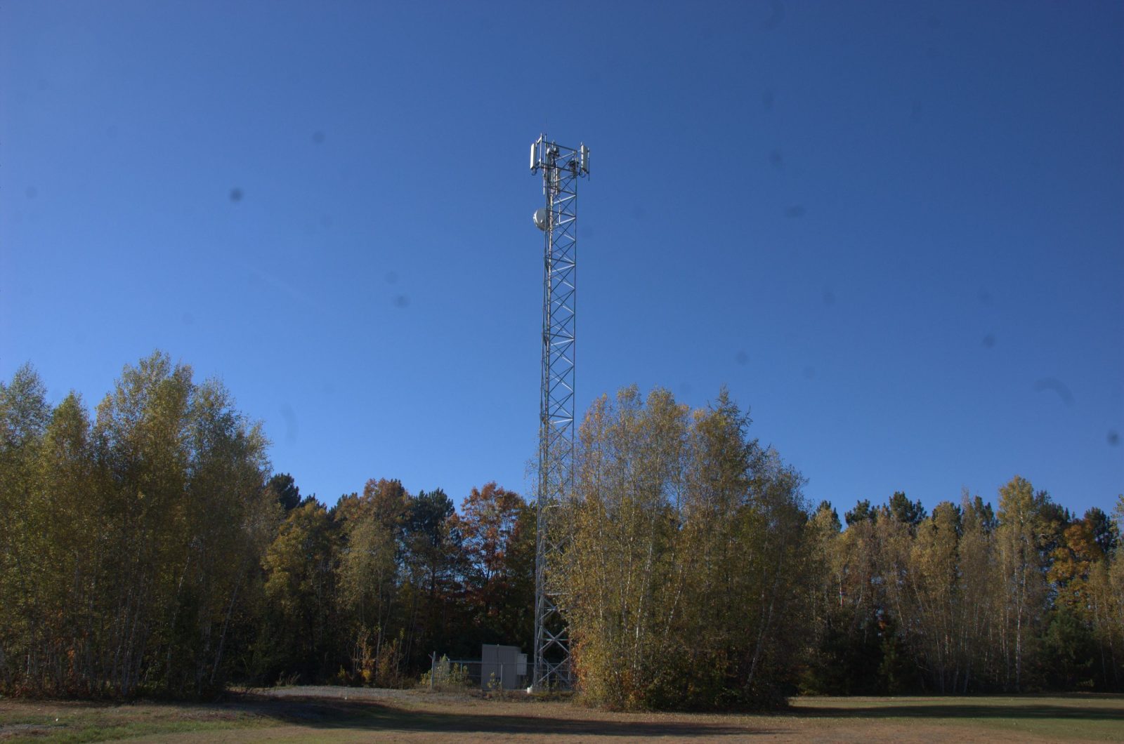 Sept nouvelles tours cellulaires grâce à des subventions gouvernementales