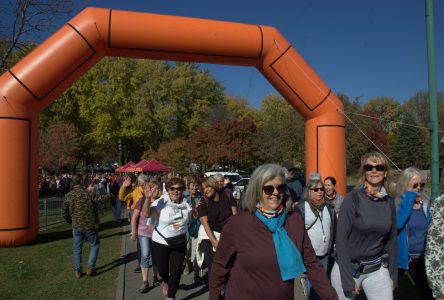 Plus de 400 personnes prennent part à la Grande marche Pierre Lavoie à Lachute